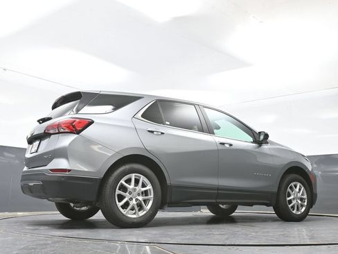 Used 2024 Chevrolet Equinox LT AWD/4WD image 52