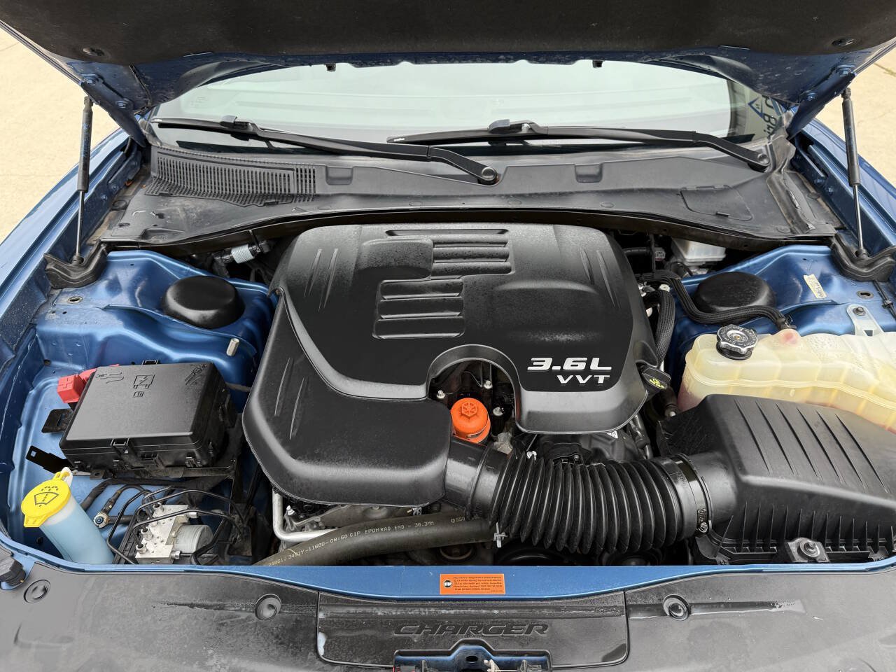 Used 2022 Dodge Charger SXT w/ Plus Group AWD/4WD image 9