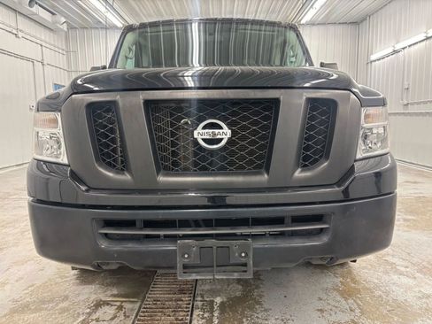 Used 2019 Nissan NV 3500 S image 9