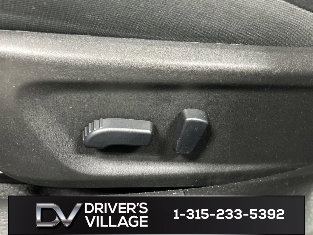 Used 2024 Nissan Altima 2.5 SV AWD/4WD image 10