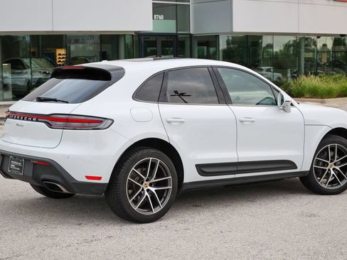 Certified 2026 Porsche Macan AWD/4WD image 14