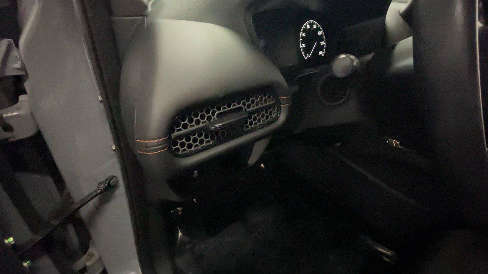 Certified 2025 Honda HR-V Sport image 33