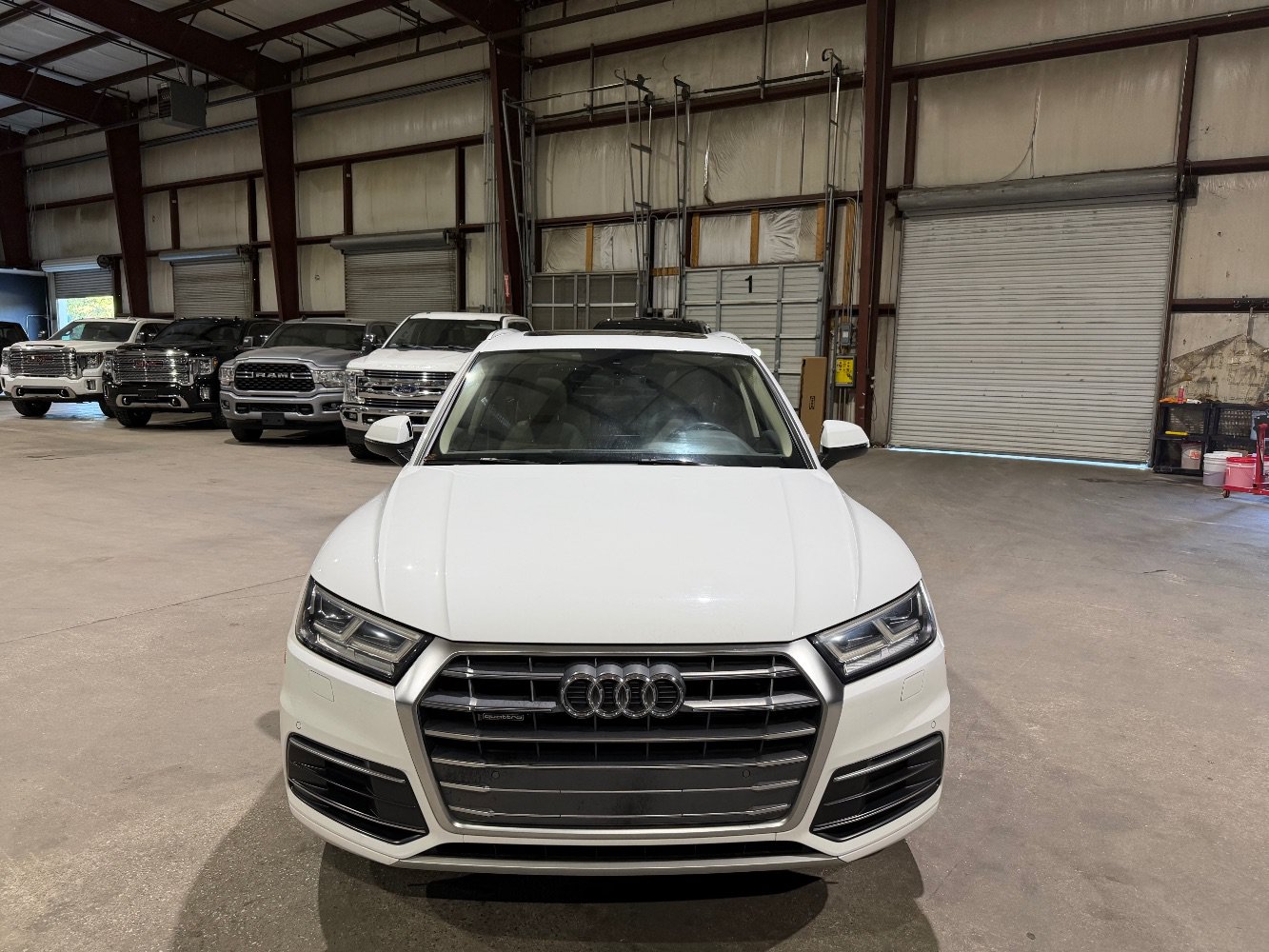 Used 2018 Audi Q5 2.0T Premium Plus w/ Premium Plus Package AWD/4WD image 10