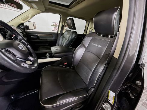 Used 2020 RAM 3500 Laramie image 28