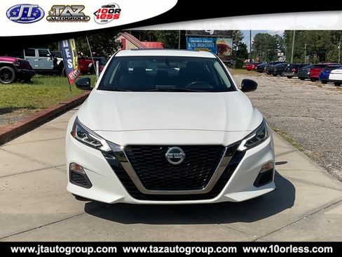 Used 2019 Nissan Altima 2.5 SR w/ SR Premium Package FWD image 2
