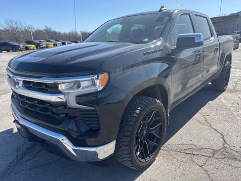 Used 2023 Chevrolet Silverado 1500 LT w/ Protection Package image 5