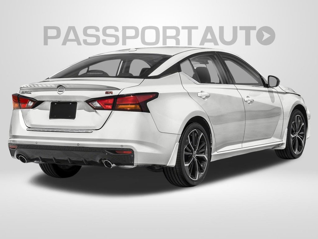 Certified 2023 Nissan Altima 2.5 SR w/ SR Premium Package FWD image 2
