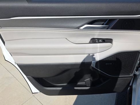 New 2026 Jeep Grand Wagoneer 4WD image 22