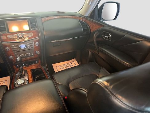 Used 2017 INFINITI QX80 4WD w/ Deluxe Technology Package image 27