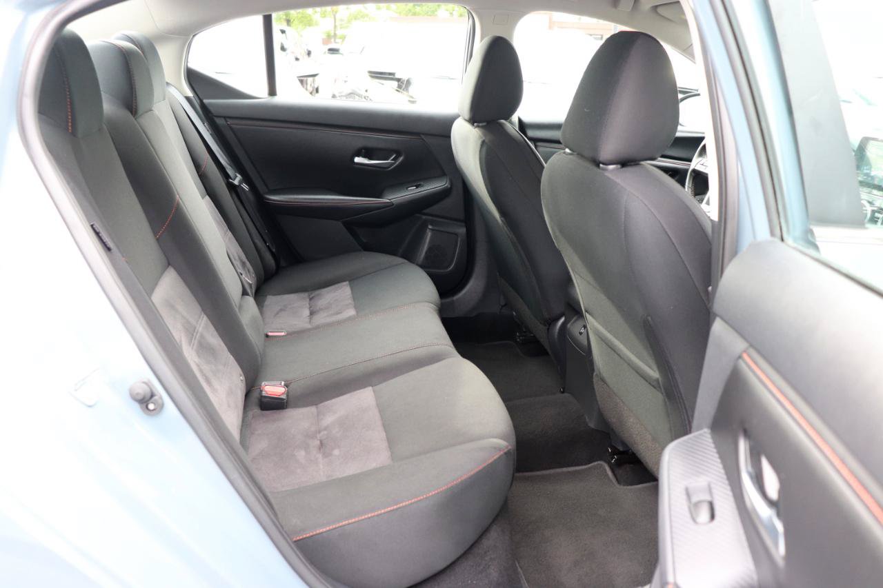 Used 2025 Nissan Sentra SR w/ Midnight Edition FWD image 13