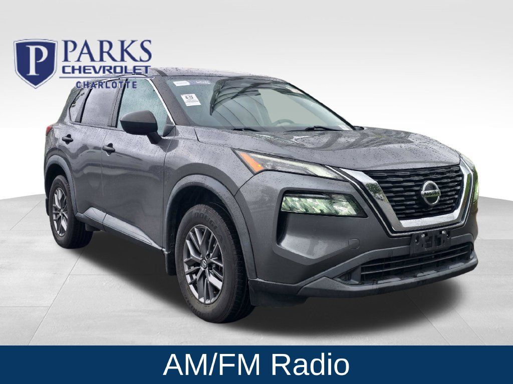 Used 2021 Nissan Rogue S AWD/4WD image 1