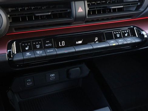 New 2026 Toyota Prius Plug-In Hybrid image 21