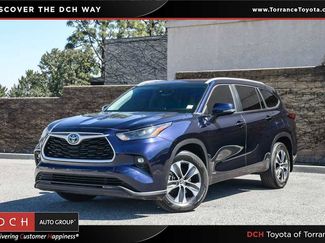 Used 2023 Toyota Highlander XLE video 1