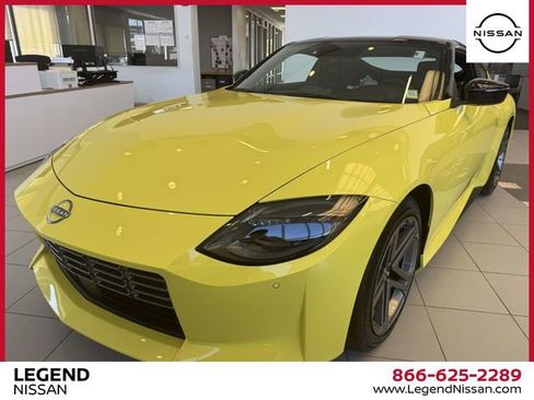 Used 2024 Nissan Z Sport w/ Floor Mat Package image 4