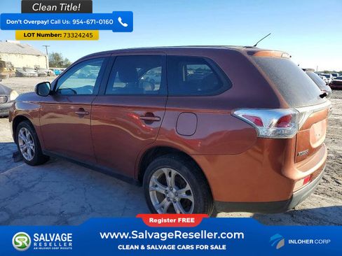 Used 2014 Mitsubishi Outlander SE image 3