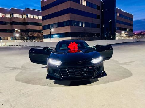 Used 2017 Chevrolet Camaro SS image 48