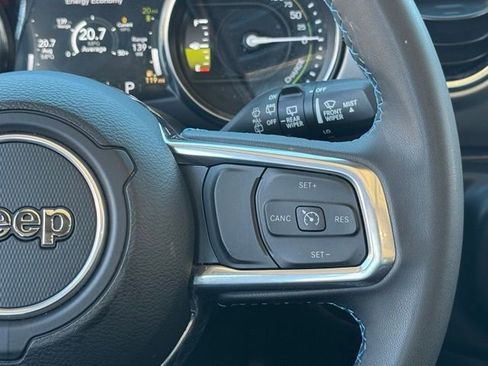 Used 2023 Jeep Wrangler Unlimited Rubicon 4xe image 17