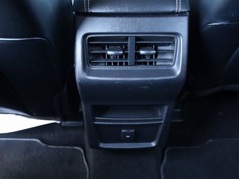 Used 2019 Ford Edge ST image 26