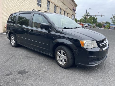 Used 2012 Dodge Grand Caravan SXT FWD image 6