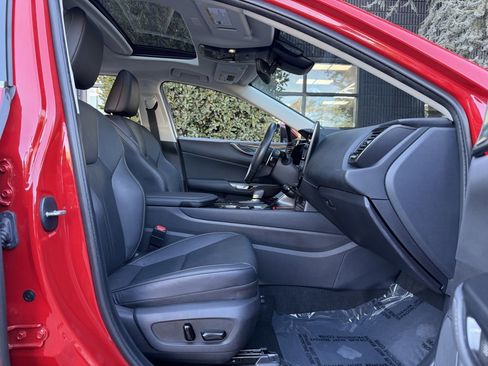 Used 2025 Lexus NX 250 FWD w/ Premium Package image 33
