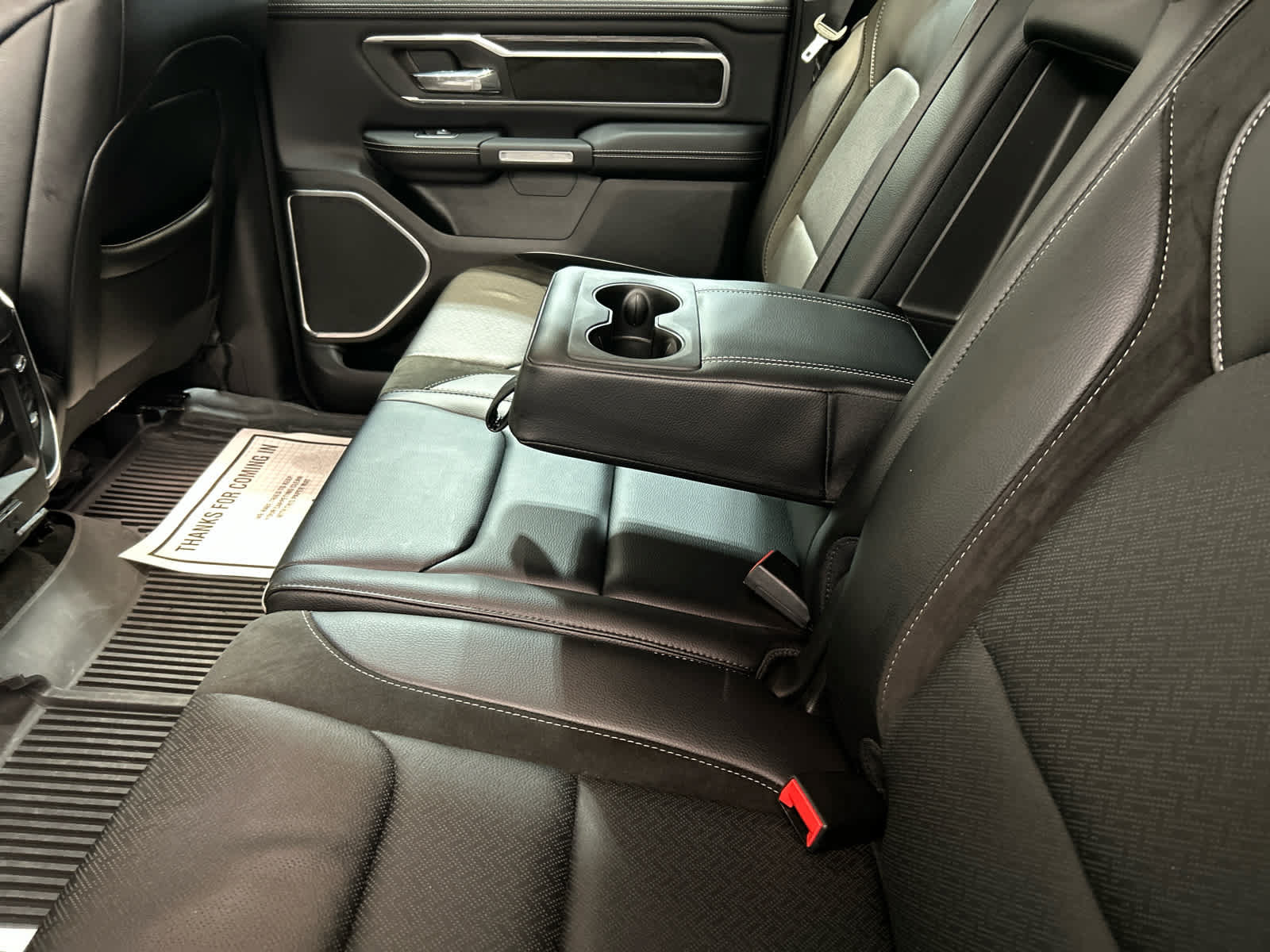 Used 2023 RAM 1500 Laramie AWD/4WD image 10