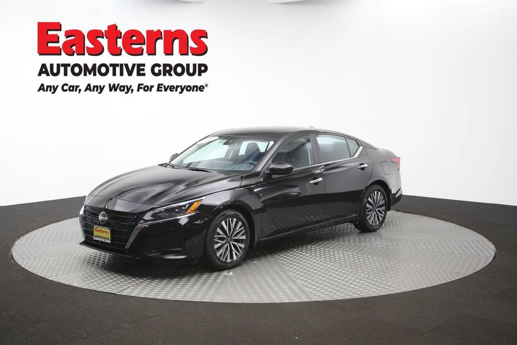 Used 2024 Nissan Altima 2.5 SV w/ SV Premium Package FWD image 57