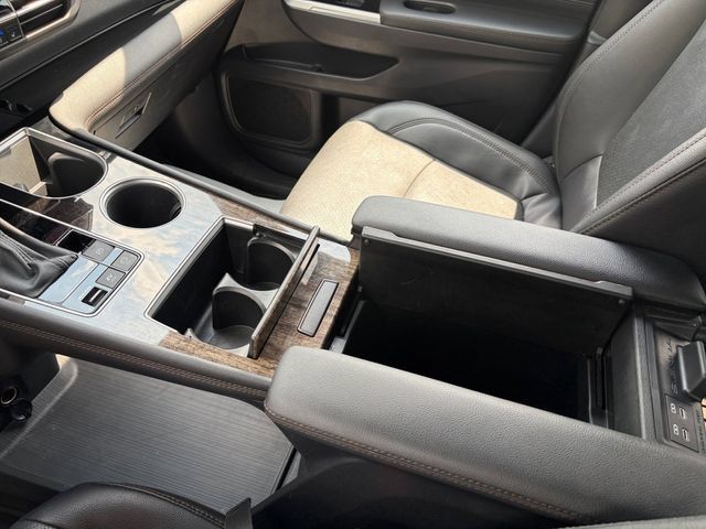 Certified 2025 Toyota Sienna Limited AWD/4WD image 15