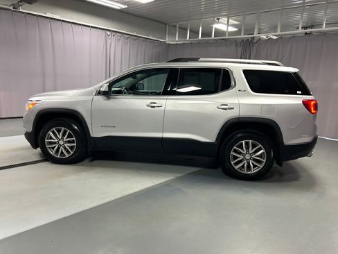 Used 2018 GMC Acadia SLE w/ Driver Alert Package I AWD/4WD image 4
