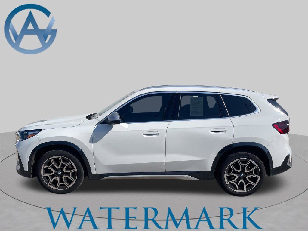 Used 2024 BMW X1 xDrive28i w/ Convenience Package AWD/4WD image 2
