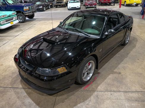 Used 2001 Ford Mustang GT RWD image 15