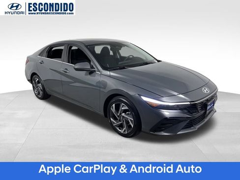 Certified 2025 Hyundai Elantra SEL image 7