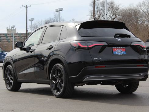 Used 2024 Honda HR-V Sport image 6