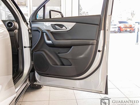 Used 2021 Chevrolet Blazer LT image 39