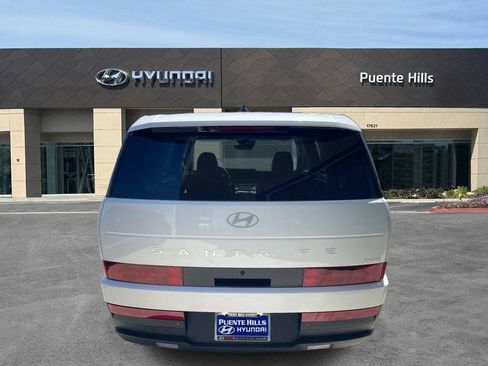 New 2026 Hyundai Santa Fe SE FWD image 3