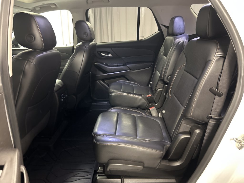 Used 2019 Chevrolet Traverse Premier w/ Redline Edition AWD/4WD image 24