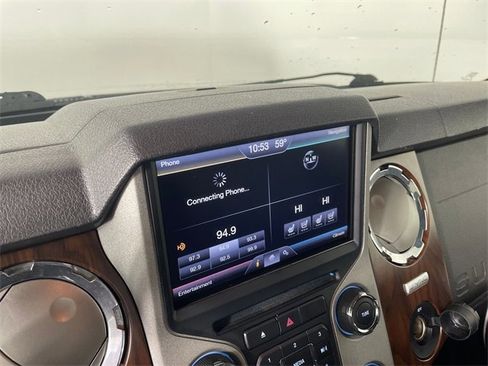 Used 2015 Ford F250 Lariat w/ Lariat Ultimate Package image 7