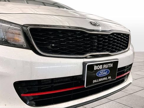 Used 2017 Kia Forte SX FWD image 29