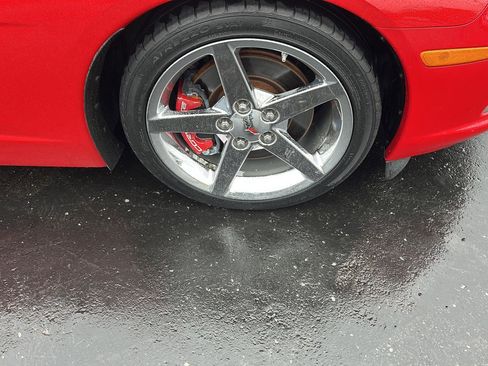 Used 2007 Chevrolet Corvette Convertible w/ Preferred Equipment Group RWD image 30