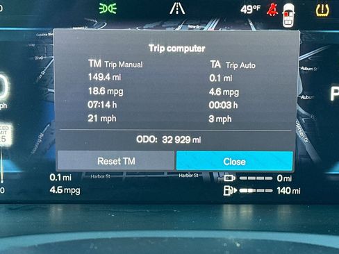 Certified 2023 Volvo XC90 T8 Ultimate w/ Lounge Package image 29