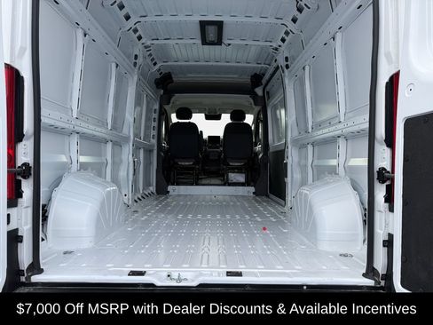 New 2026 RAM ProMaster 3500 w/ Premium Convenience Group FWD image 18