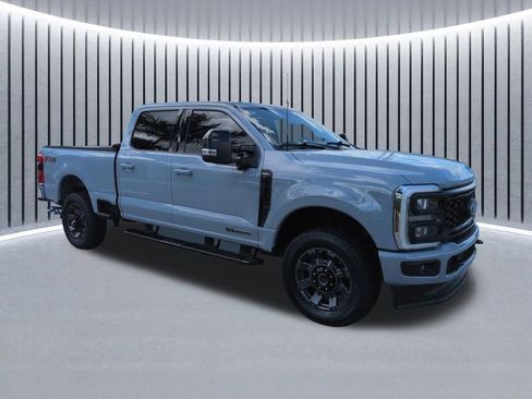 Used 2024 Ford F250 Lariat w/ Sport Appearance Package image 3
