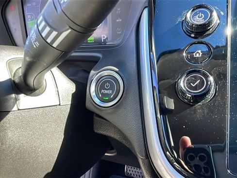 Used 2023 Chevrolet Bolt EUV LT w/ Comfort Package image 21