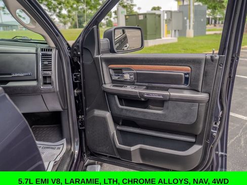 Used 2017 RAM 1500 Laramie w/ Convenience Group AWD/4WD image 20