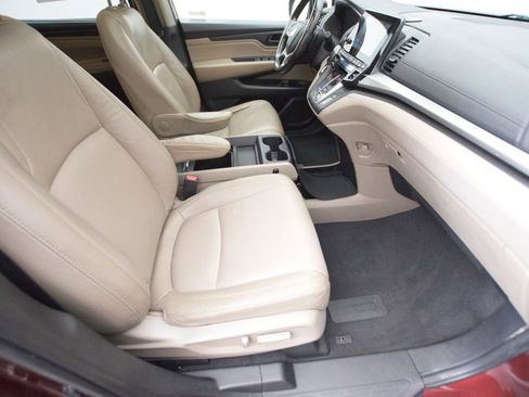 Used 2019 Honda Odyssey EX-L image 16
