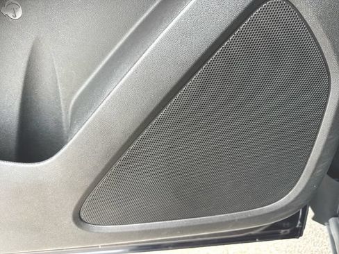 Used 2020 Chevrolet Equinox LT AWD/4WD image 23