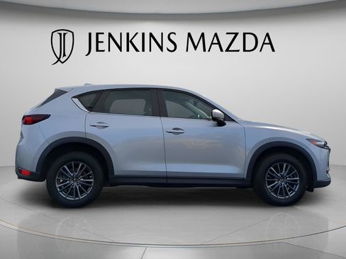 Used 2019 MAZDA CX-5 Sport FWD image 8