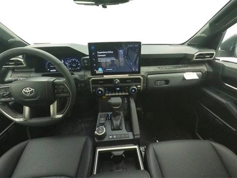 Certified 2025 Toyota Tacoma Limited image 30