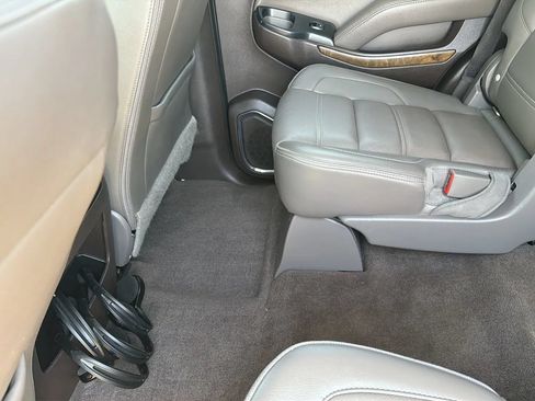 Used 2018 GMC Yukon Denali w/ Denali Ultimate Package AWD/4WD image 37
