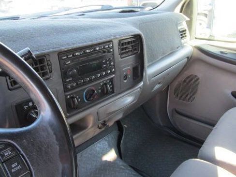Used 2001 Ford F250 XL image 12