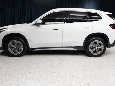 Used 2025 BMW X1 xDrive28i w/ Technology Package AWD/4WD image 8